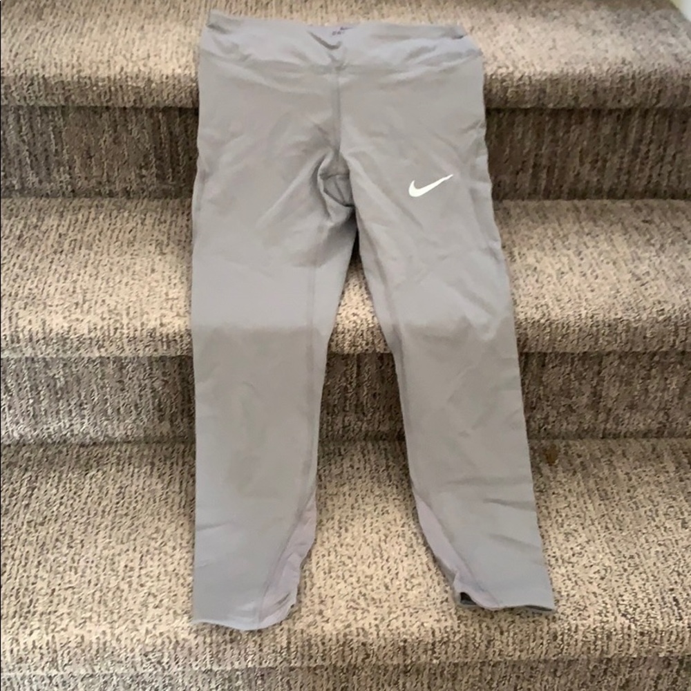 Nike crop pants